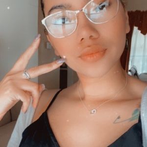 Meet your Posher, Jacora